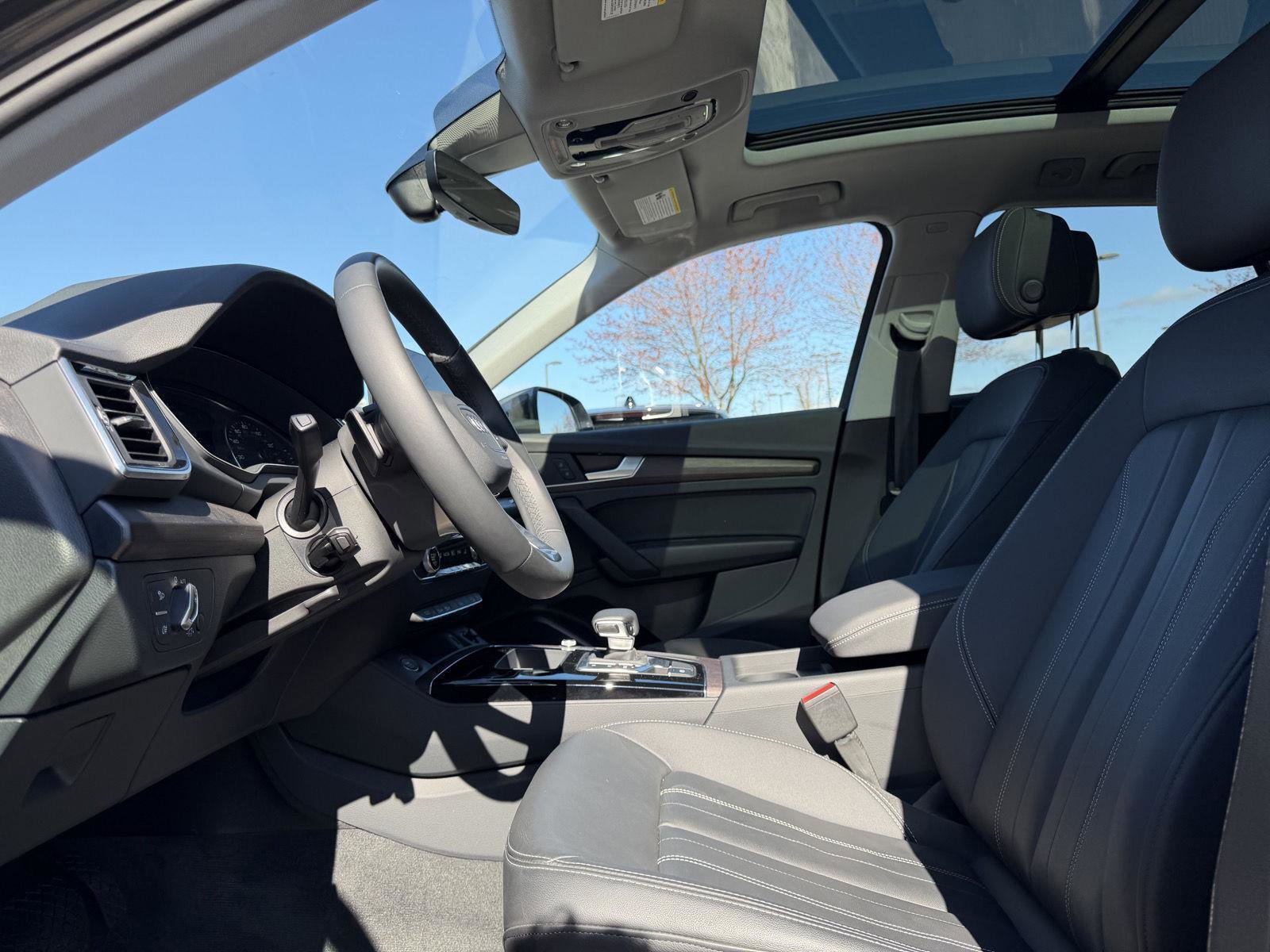 Certified 2023 Audi Q5 2.0T Premium w/ Convenience Package AWD/4WD image 14