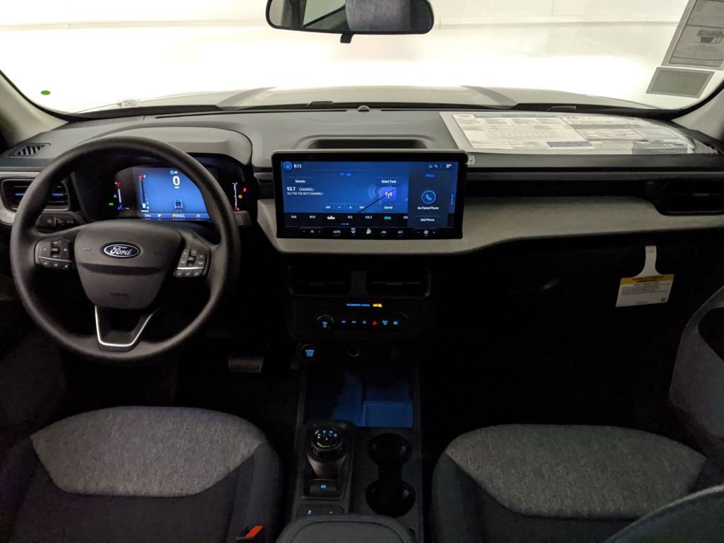 New 2026 Ford Maverick XLT image 13