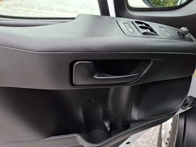 Used 2025 RAM ProMaster 2500 w/ Convenience Group FWD image 13