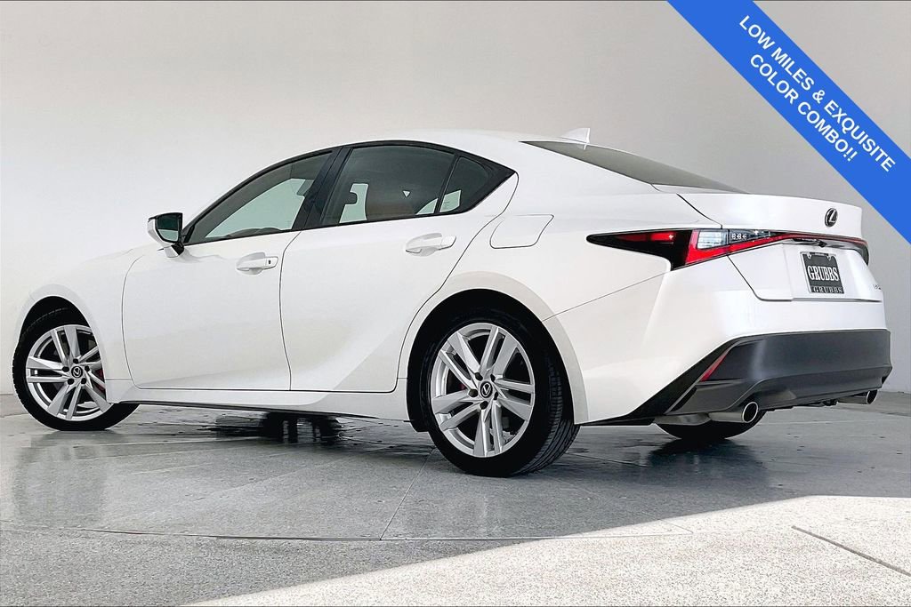 Used 2022 Lexus IS 300 image 16