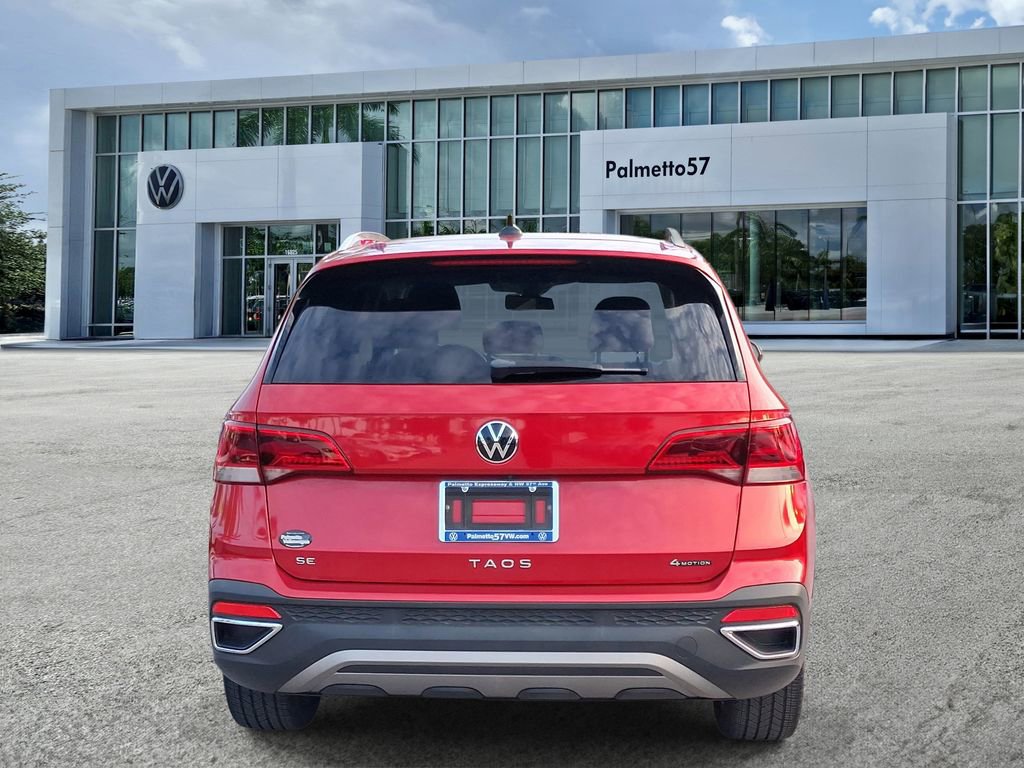 Certified 2022 Volkswagen Taos SE w/ IQ.Drive SE Package AWD/4WD image 5