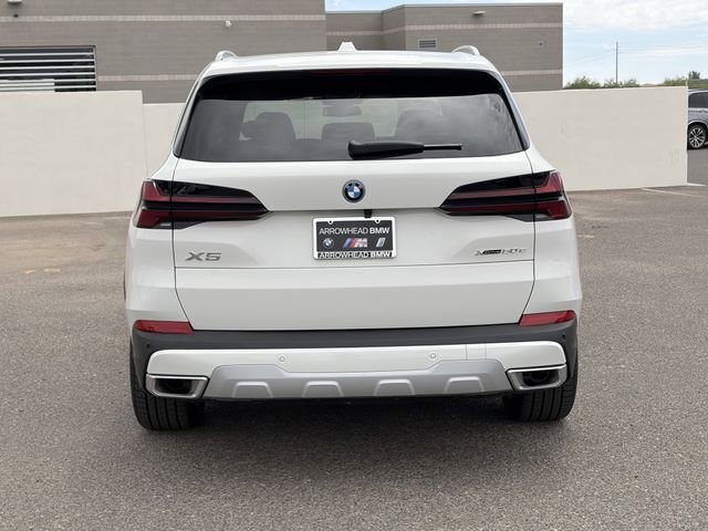 New 2026 BMW X5 xDrive50e w/ Climate Comfort Package AWD/4WD image 7