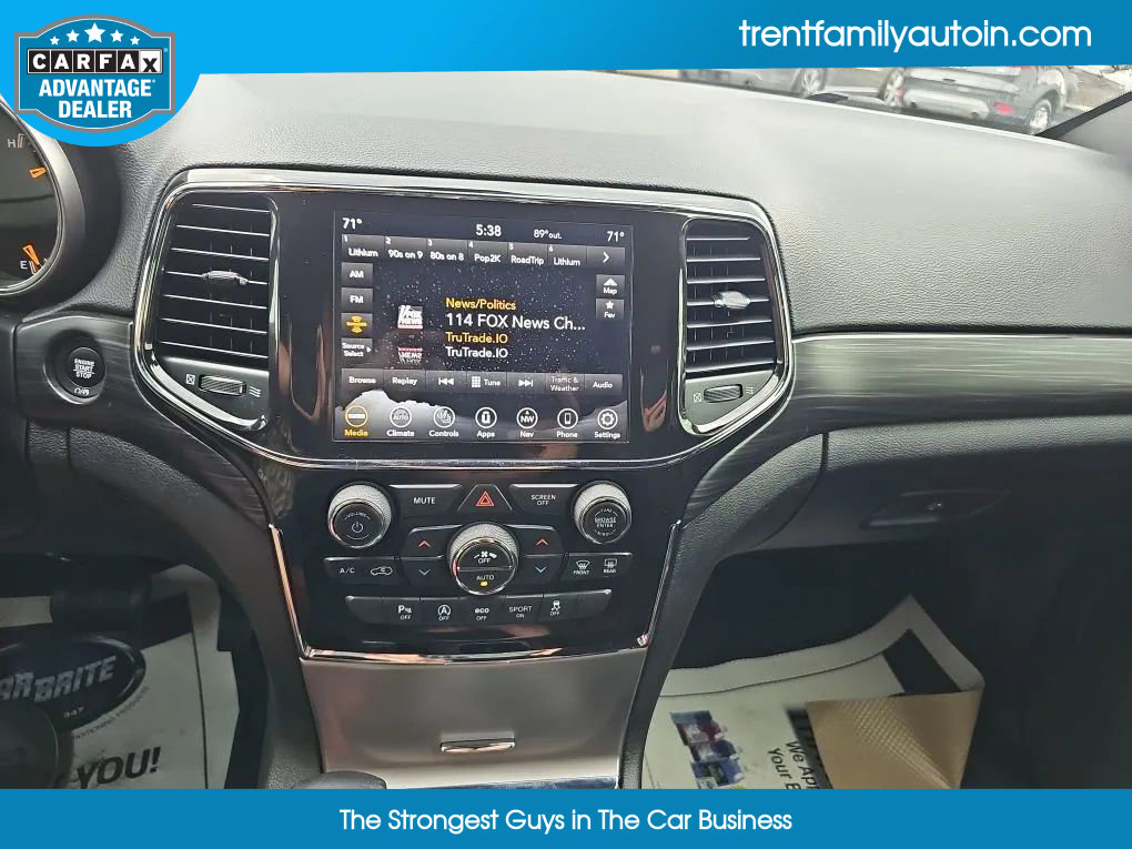 Used 2021 Jeep Grand Cherokee Laredo X image 18