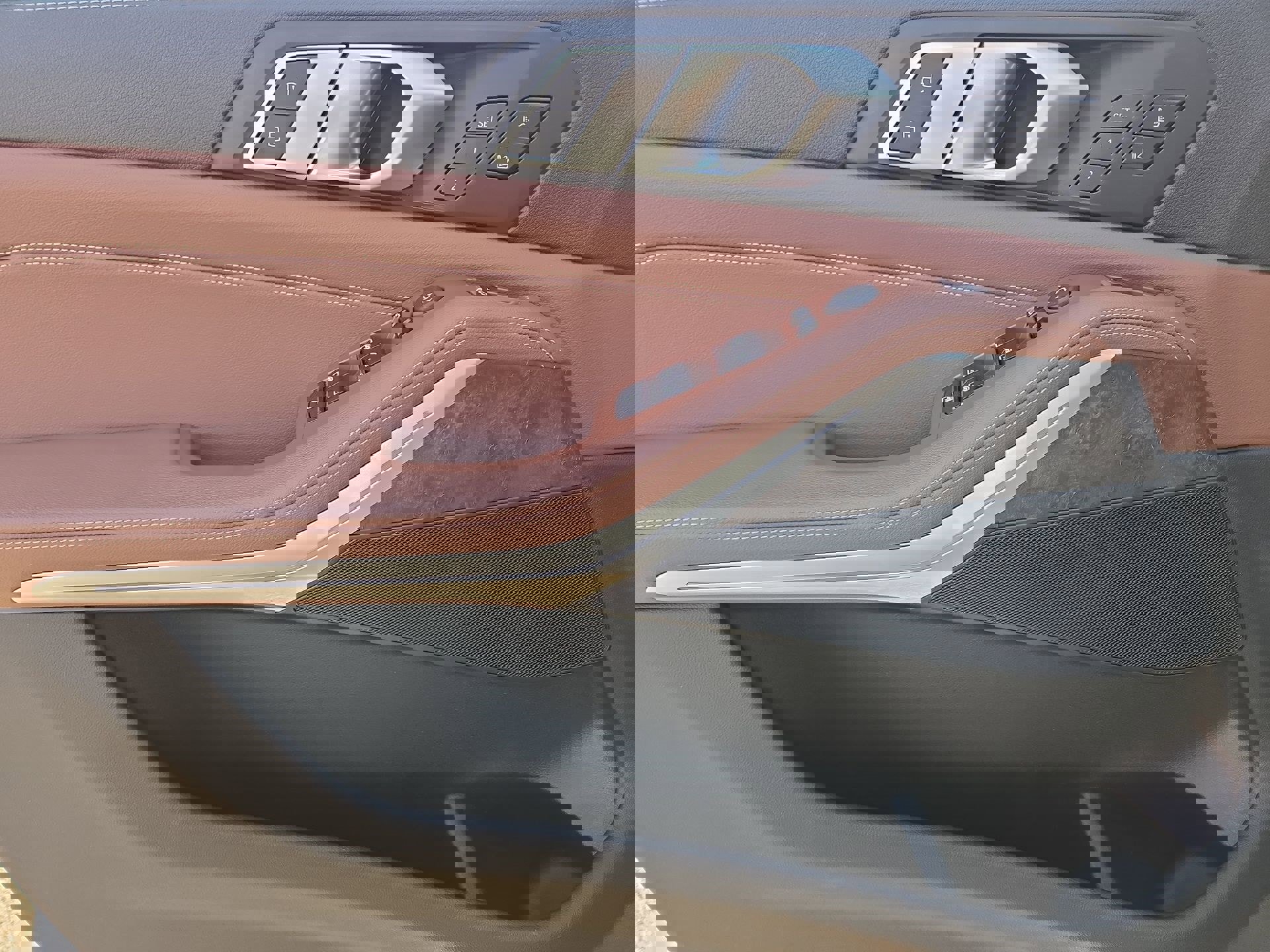 Certified 2022 BMW X5 xDrive40i w/ Luxury Seating Package image 15