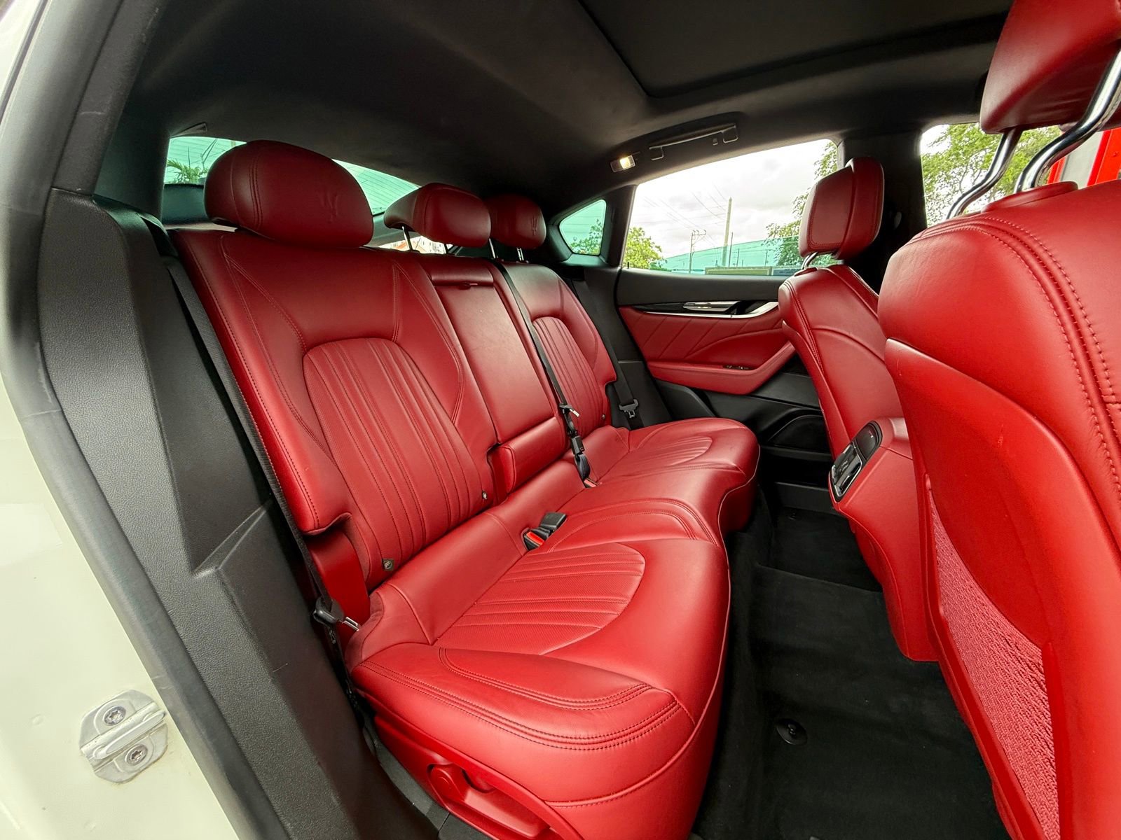 Used 2019 Maserati Levante image 17