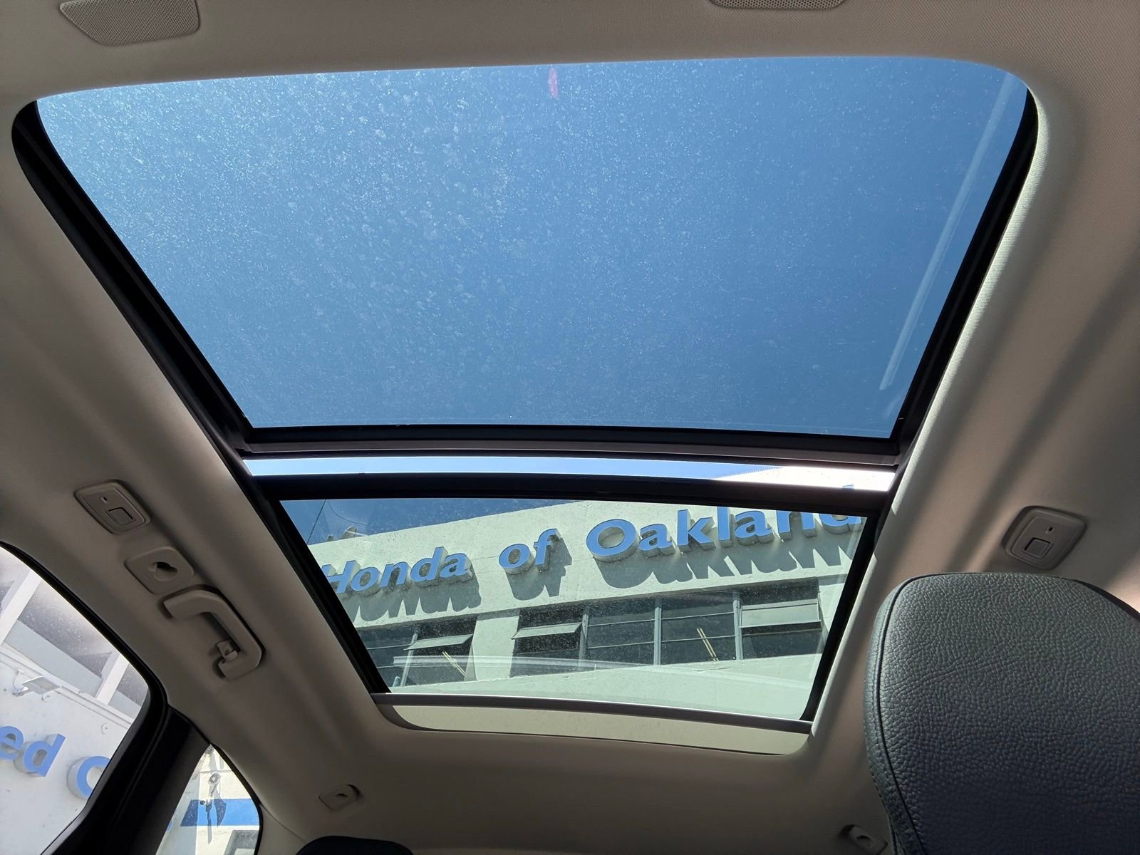 Used 2025 Volvo XC60 B5 Plus image 23