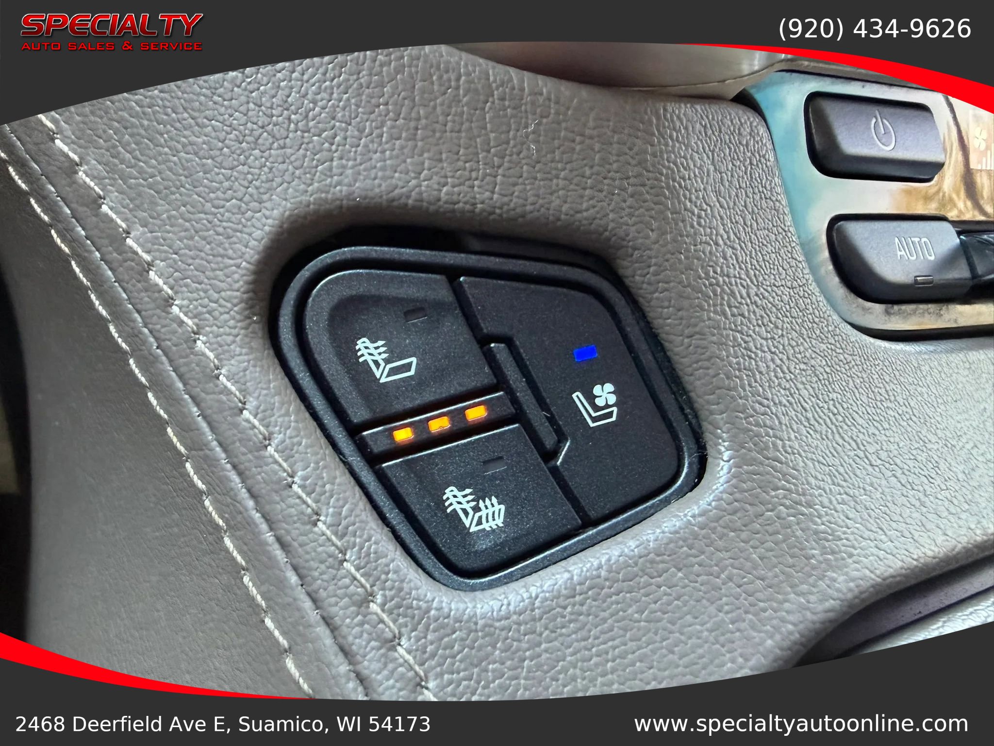 Used 2018 GMC Yukon Denali w/ Denali Ultimate Package AWD/4WD image 36