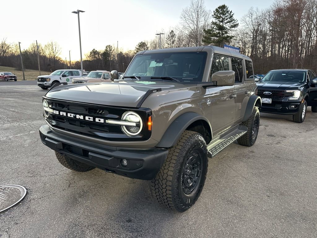 New 2026 Ford Bronco Outer Banks w/ Sasquatch Package image 7