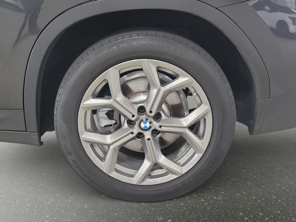 Used 2023 BMW X3 sDrive30i w/ Premium Package RWD image 32