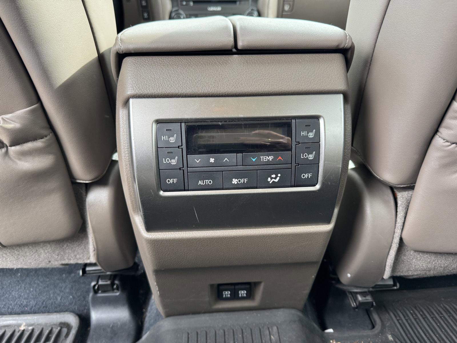 Used 2023 Lexus GX 460 Luxury image 17