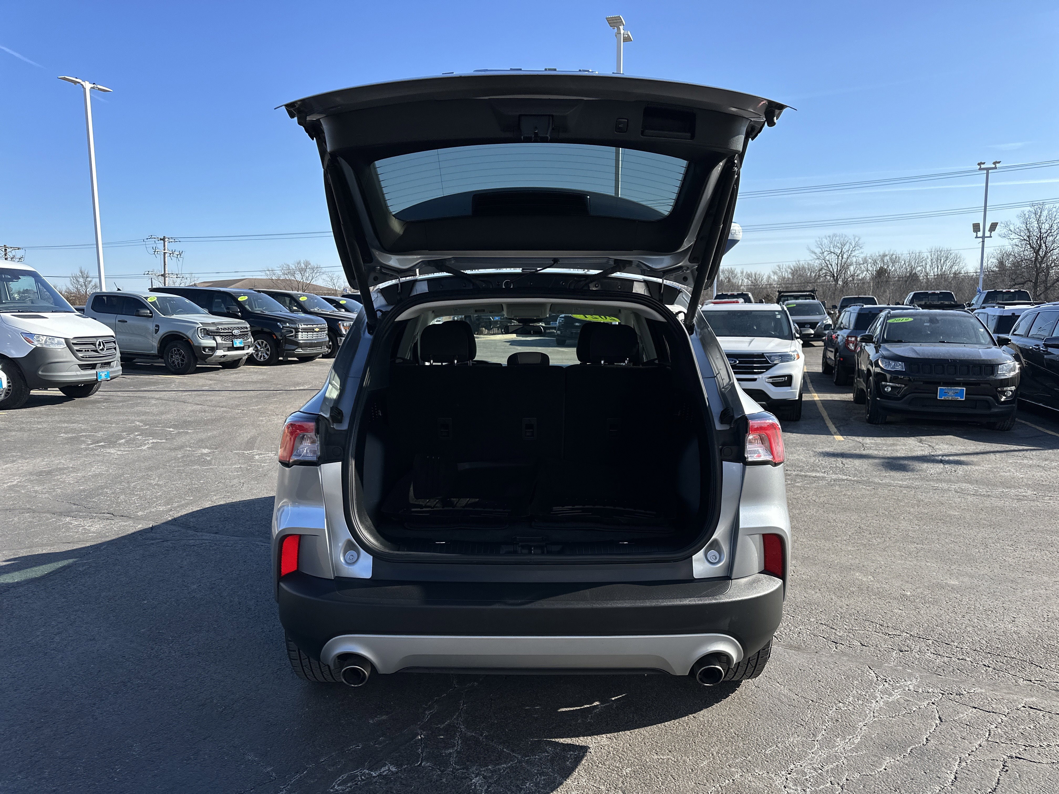 Used 2021 Ford Escape SE w/ Convenience Package image 5