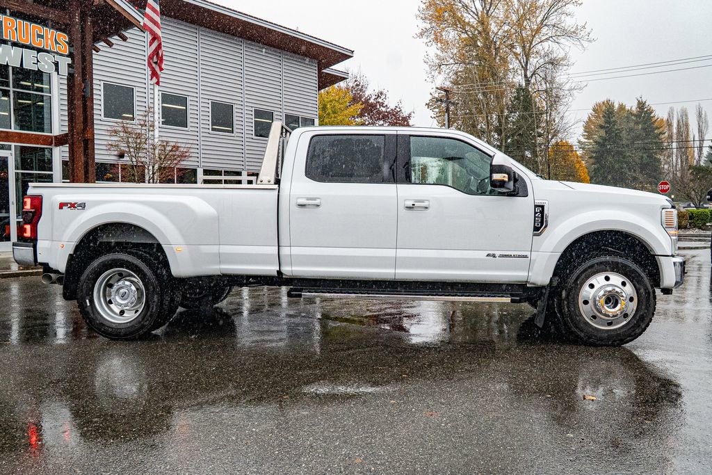 Used 2022 Ford F450 Lariat w/ Lariat Ultimate Package AWD/4WD image 2