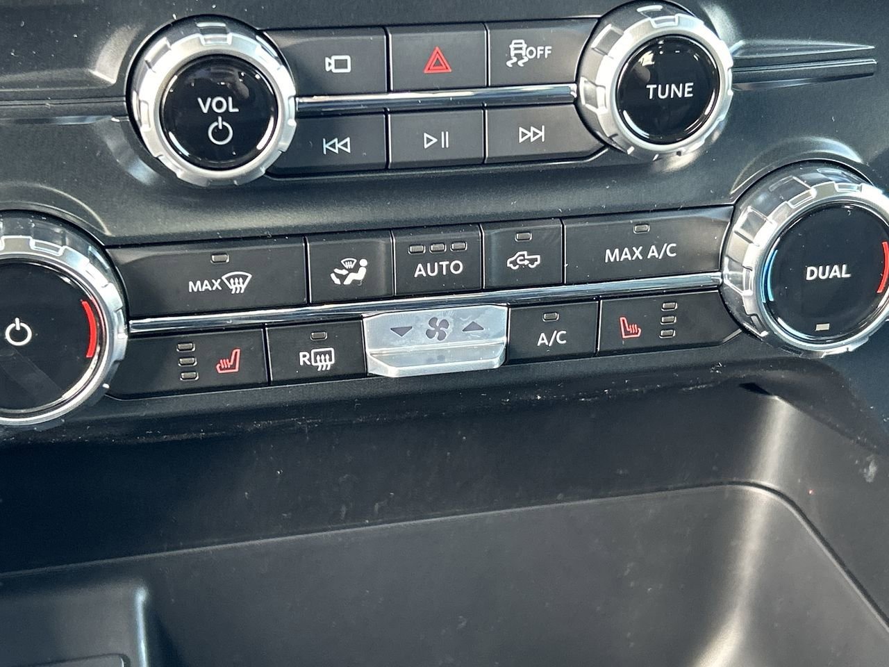 New 2025 Ford F150 XLT w/ Equipment Group 302A MID image 56