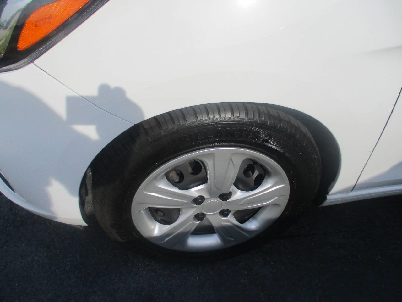 Used 2020 Chevrolet Spark LS image 23