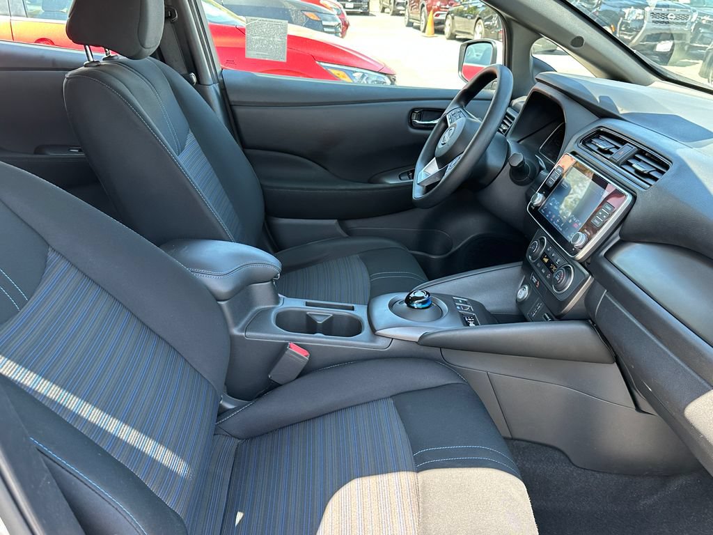 Used 2024 Nissan Leaf S FWD image 14