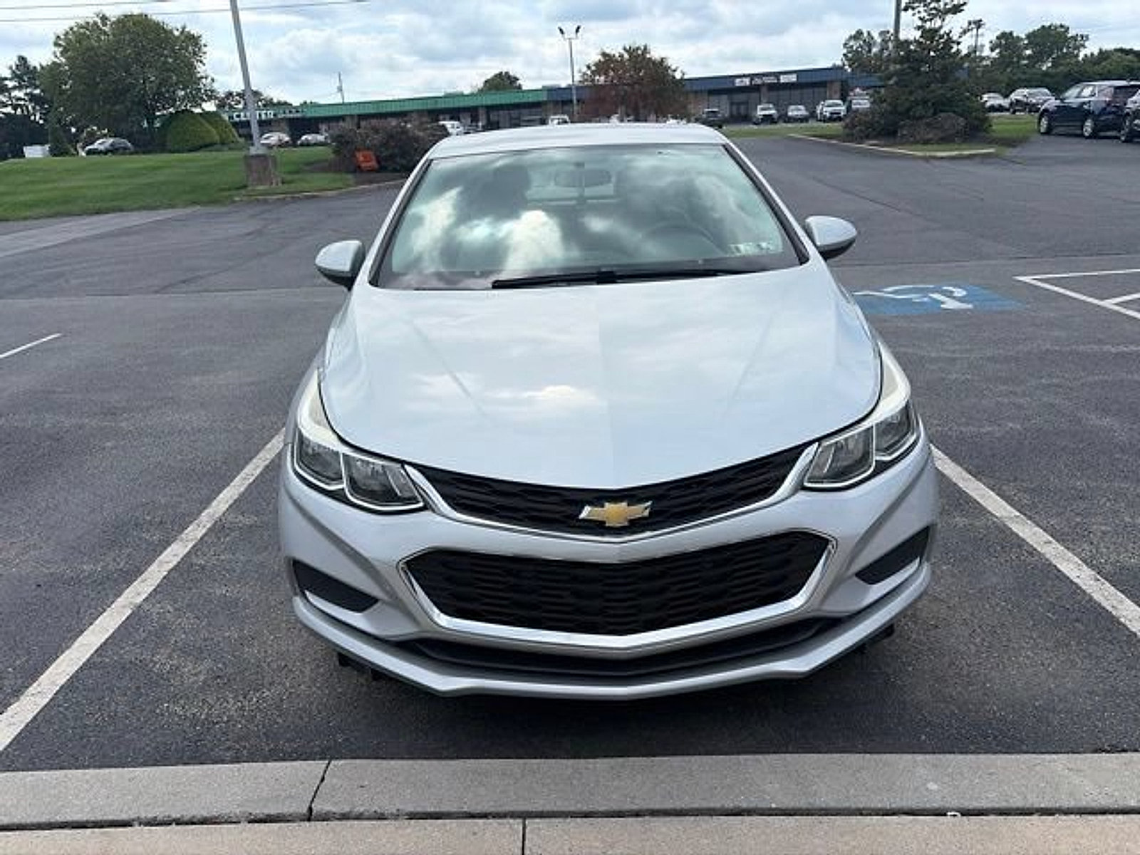 Certified 2017 Chevrolet Cruze LS FWD image 5