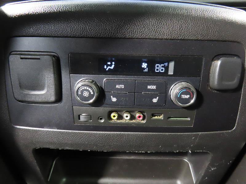 Used 2015 Chevrolet Suburban LTZ AWD/4WD image 34