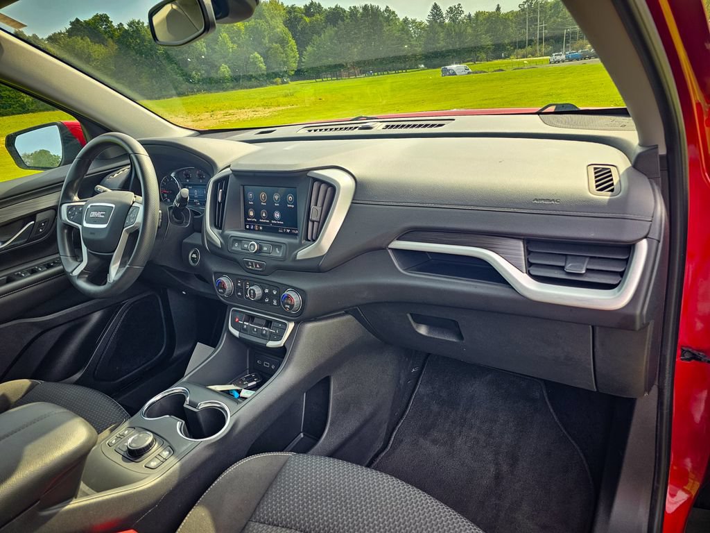 Used 2023 GMC Terrain SLE w/ Driver Convenience Package AWD/4WD image 39