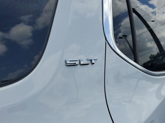 Used 2022 GMC Acadia SLT w/ Preferred Package image 8