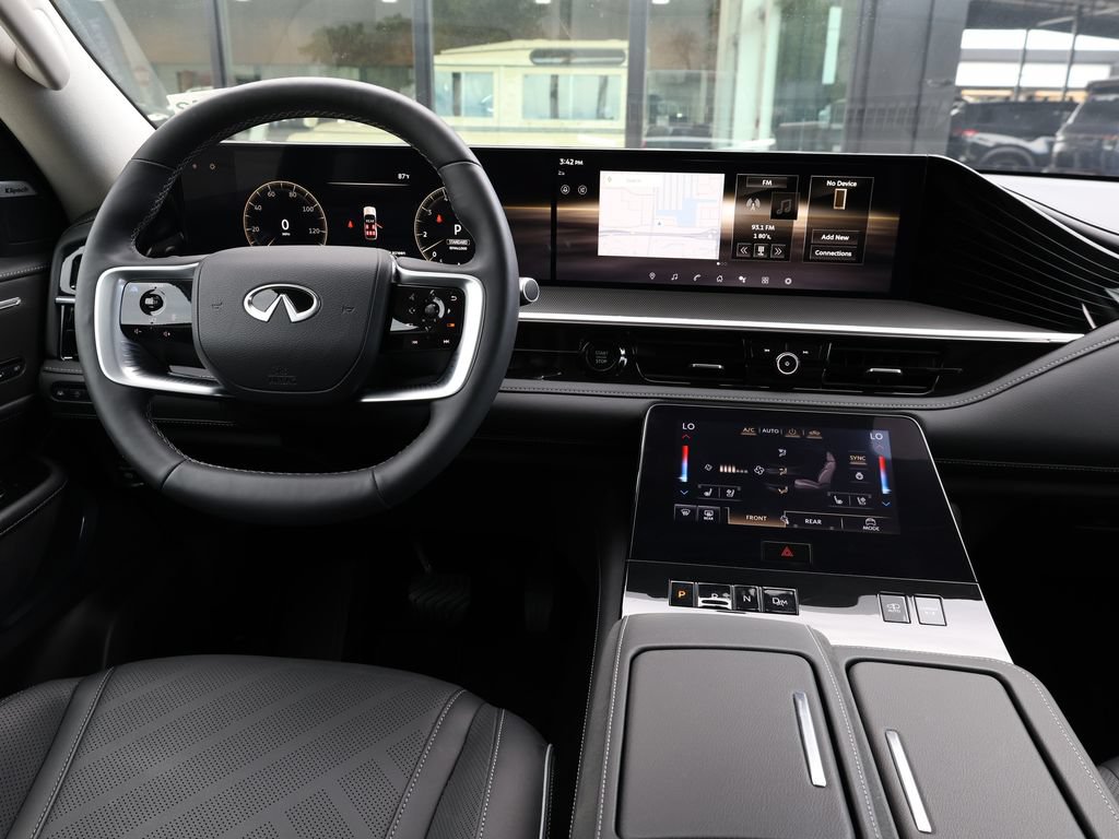 Certified 2025 INFINITI QX80 Luxe RWD image 28