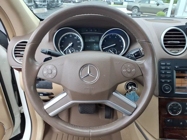 Used 2012 Mercedes-Benz GL 450 4MATIC image 17