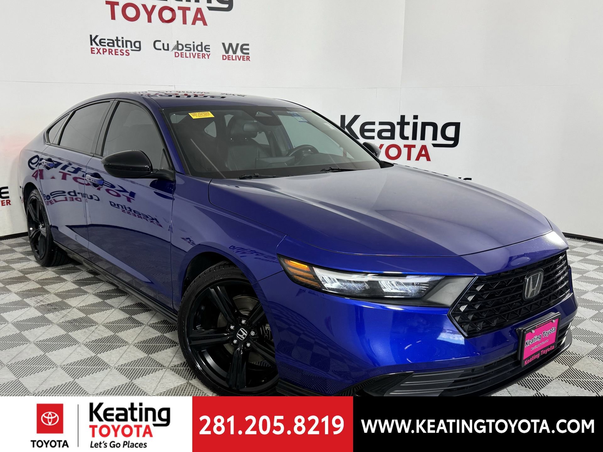 Used 2023 Honda Accord Sport image 2