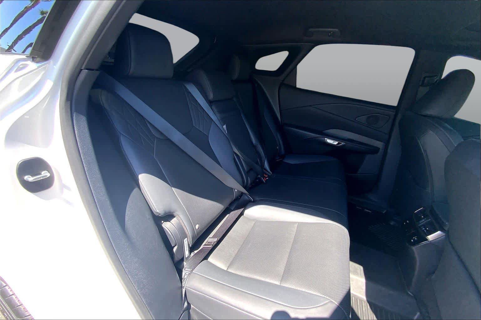 Used 2024 Lexus RX 350 Premium w/ Convenience Package FWD image 19