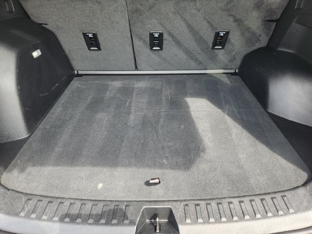 Used 2026 Chevrolet Equinox LT FWD image 32