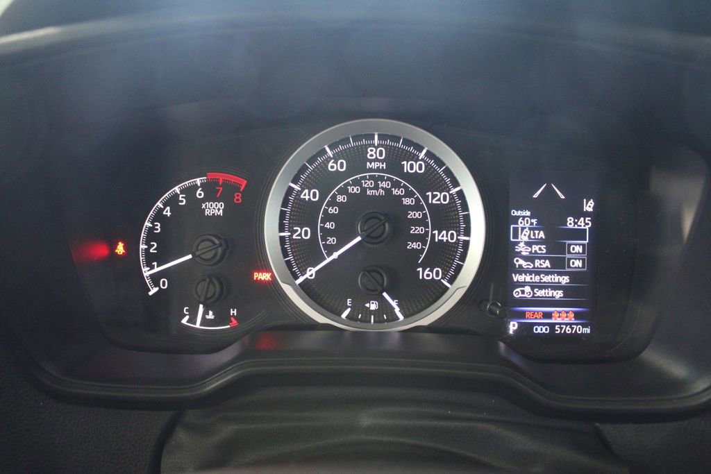 Used 2022 Toyota Corolla LE FWD image 30