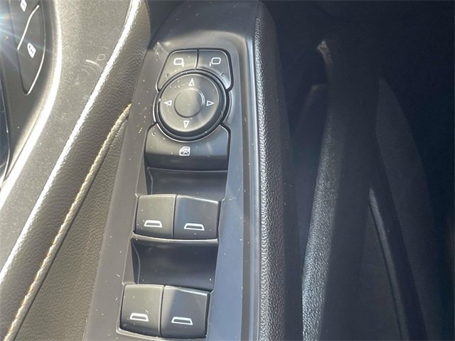 Used 2021 Chevrolet Traverse LS image 24