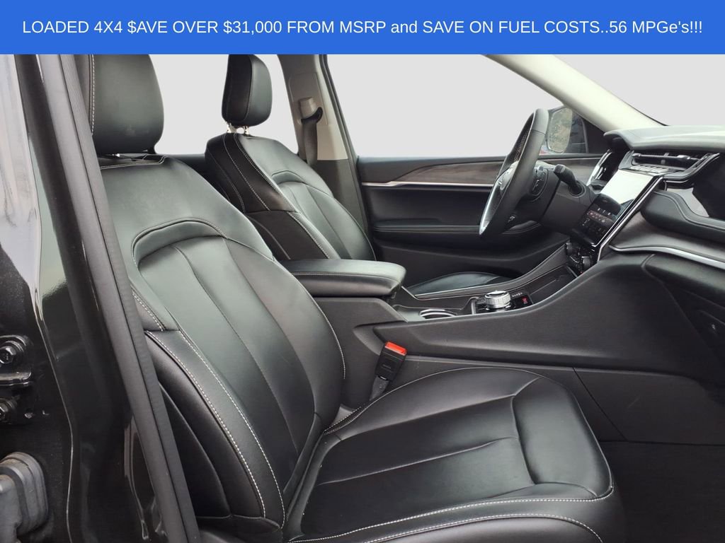 Used 2023 Jeep Grand Cherokee 4WD 4xe image 9