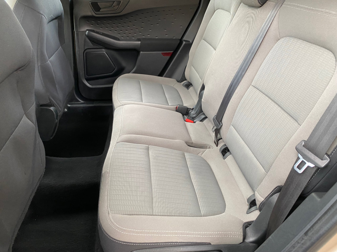 Used 2020 Ford Escape S image 36