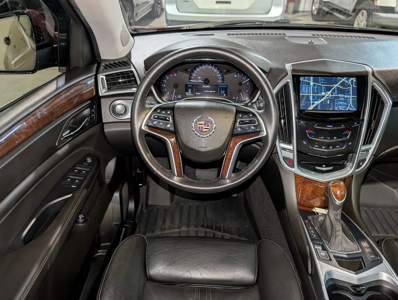 Used 2013 Cadillac SRX Performance w/ Driver Assist Package AWD/4WD image 3
