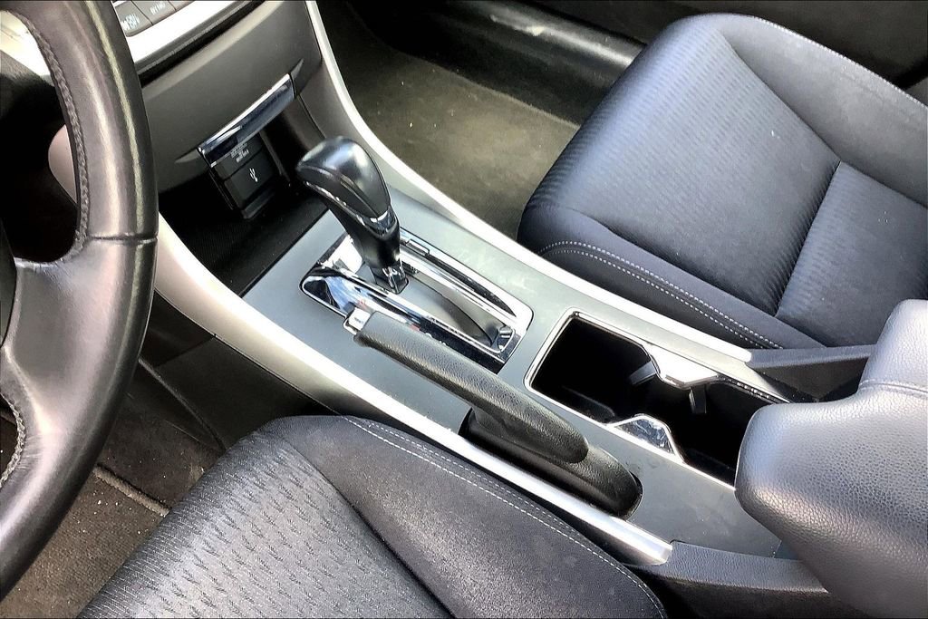 Used 2013 Honda Accord Sport image 19