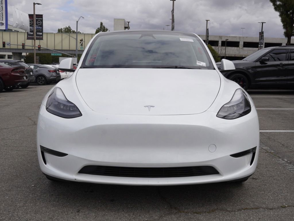 Used 2023 Tesla Model Y AWD image 6