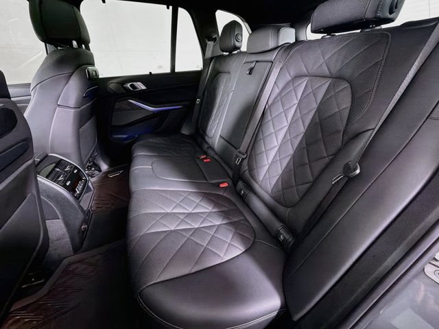 Used 2024 BMW X5 xDrive40i w/ Executive Package AWD/4WD image 32