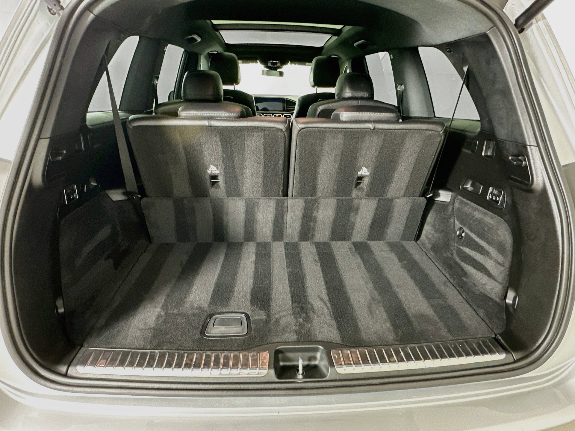 Used 2020 Mercedes-Benz GLS 450 4MATIC image 29