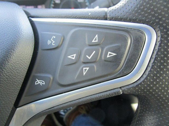 Used 2022 Chevrolet Malibu LT image 28