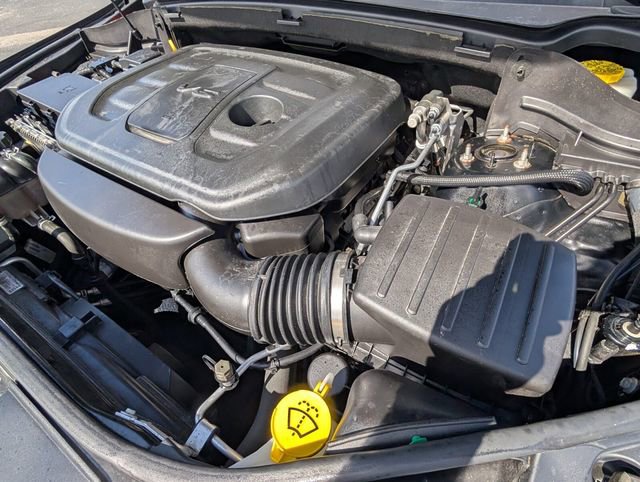 Used 2019 Jeep Grand Cherokee Altitude image 24