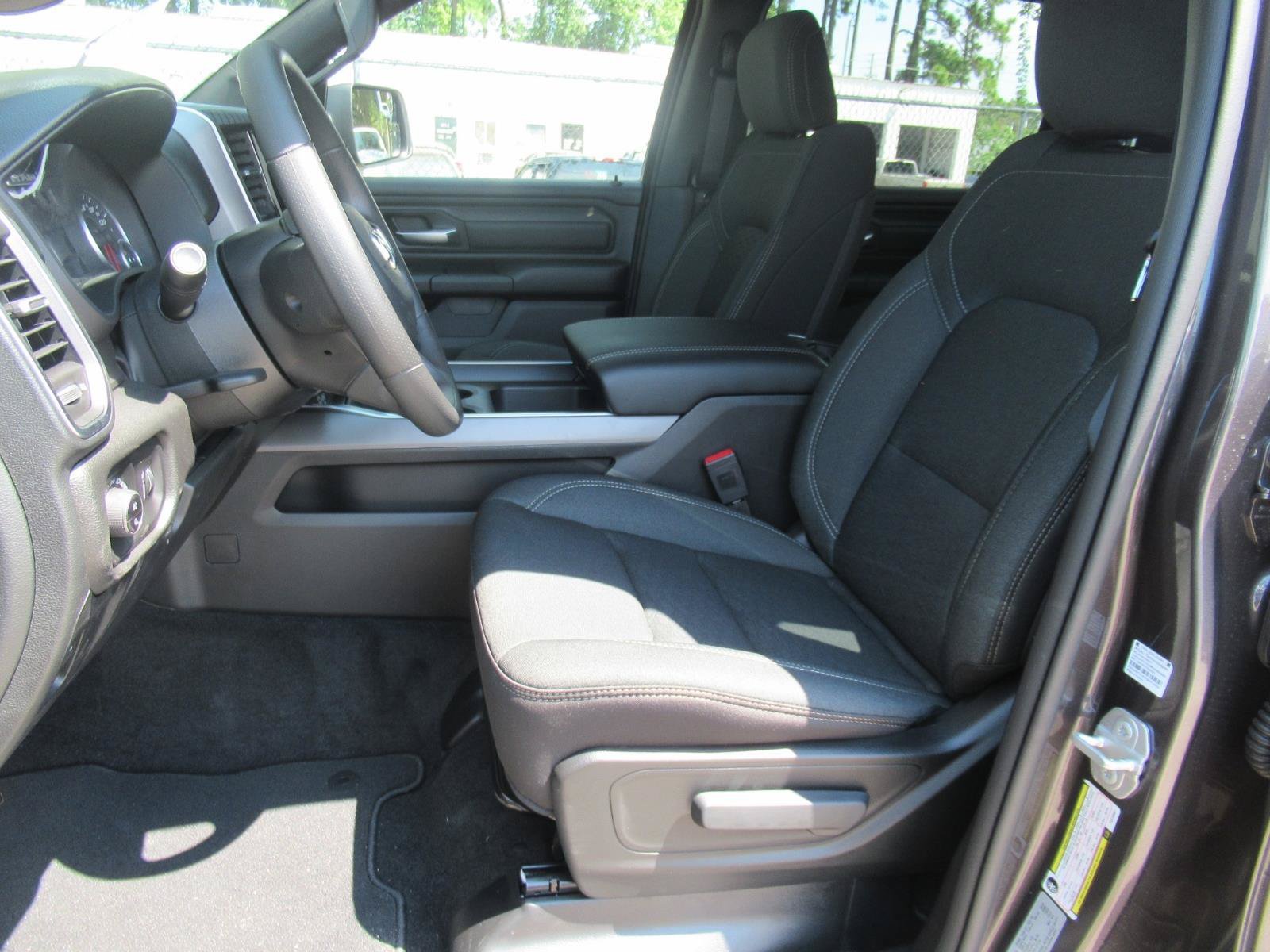 New 2026 RAM 1500 Express AWD/4WD image 20