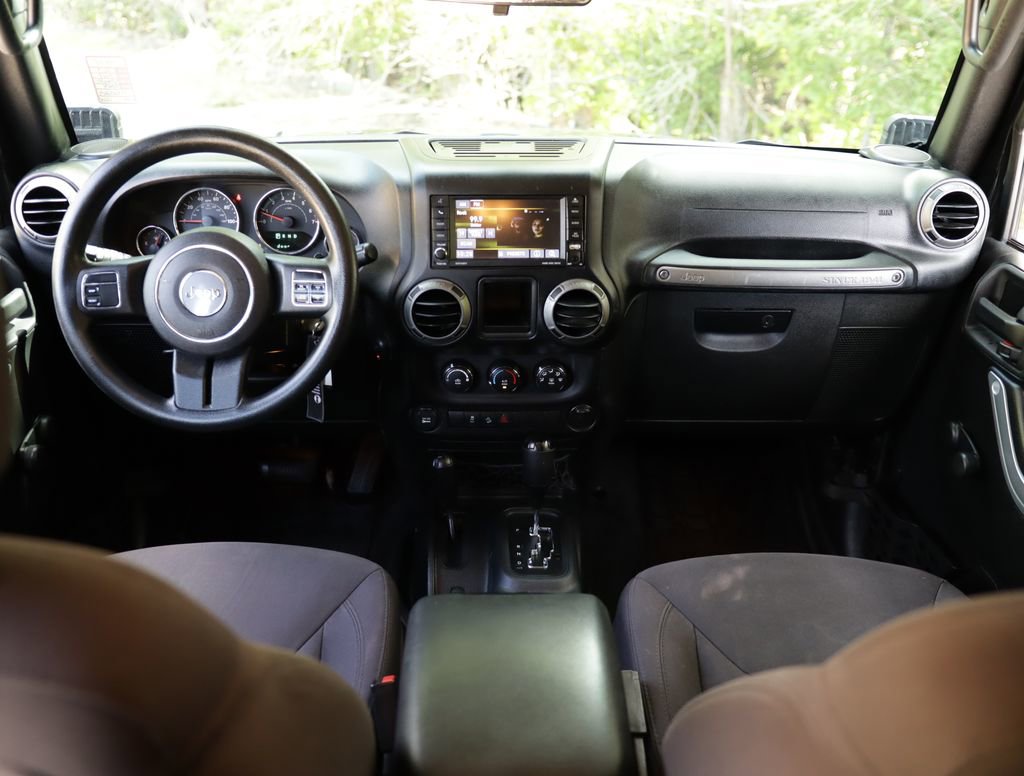 Used 2015 Jeep Wrangler Unlimited Sport AWD/4WD image 17