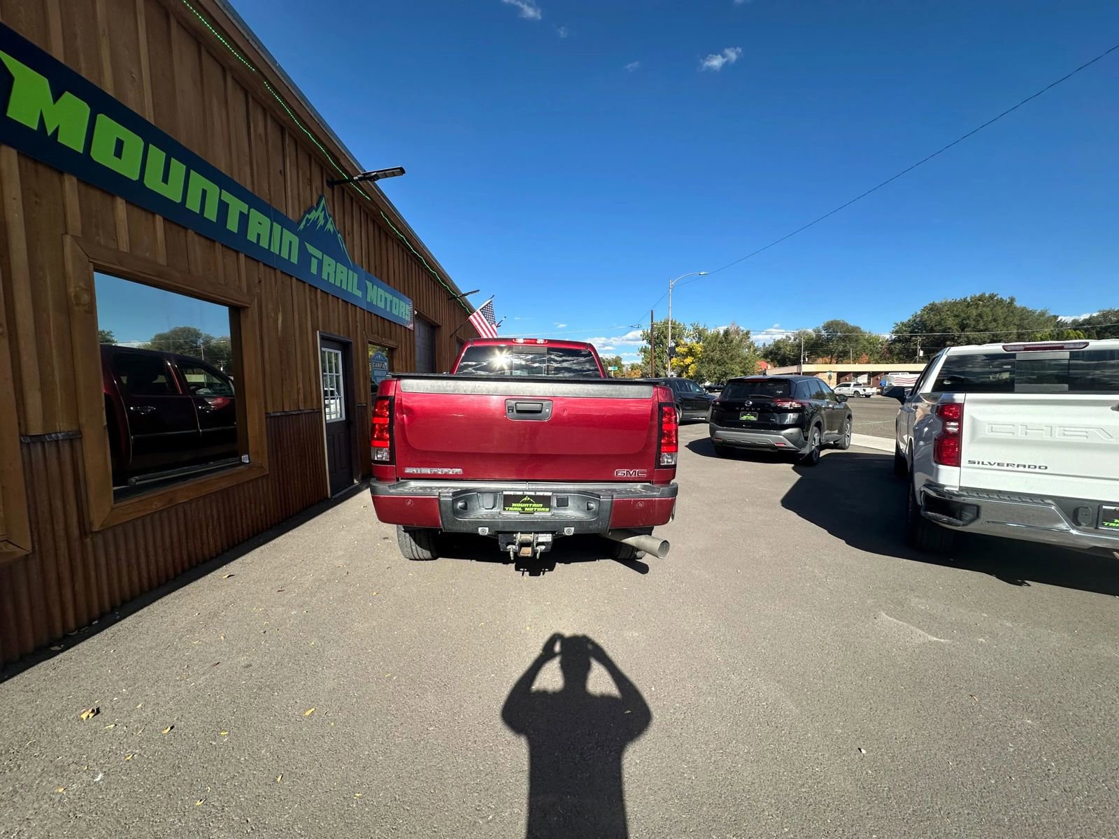 Used 2014 GMC Sierra 2500 Denali w/ Suspension Package, Off-Road image 5