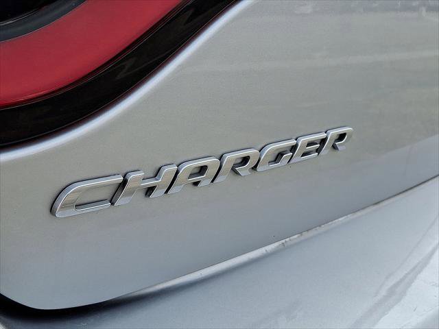 Used 2023 Dodge Charger SXT RWD image 23