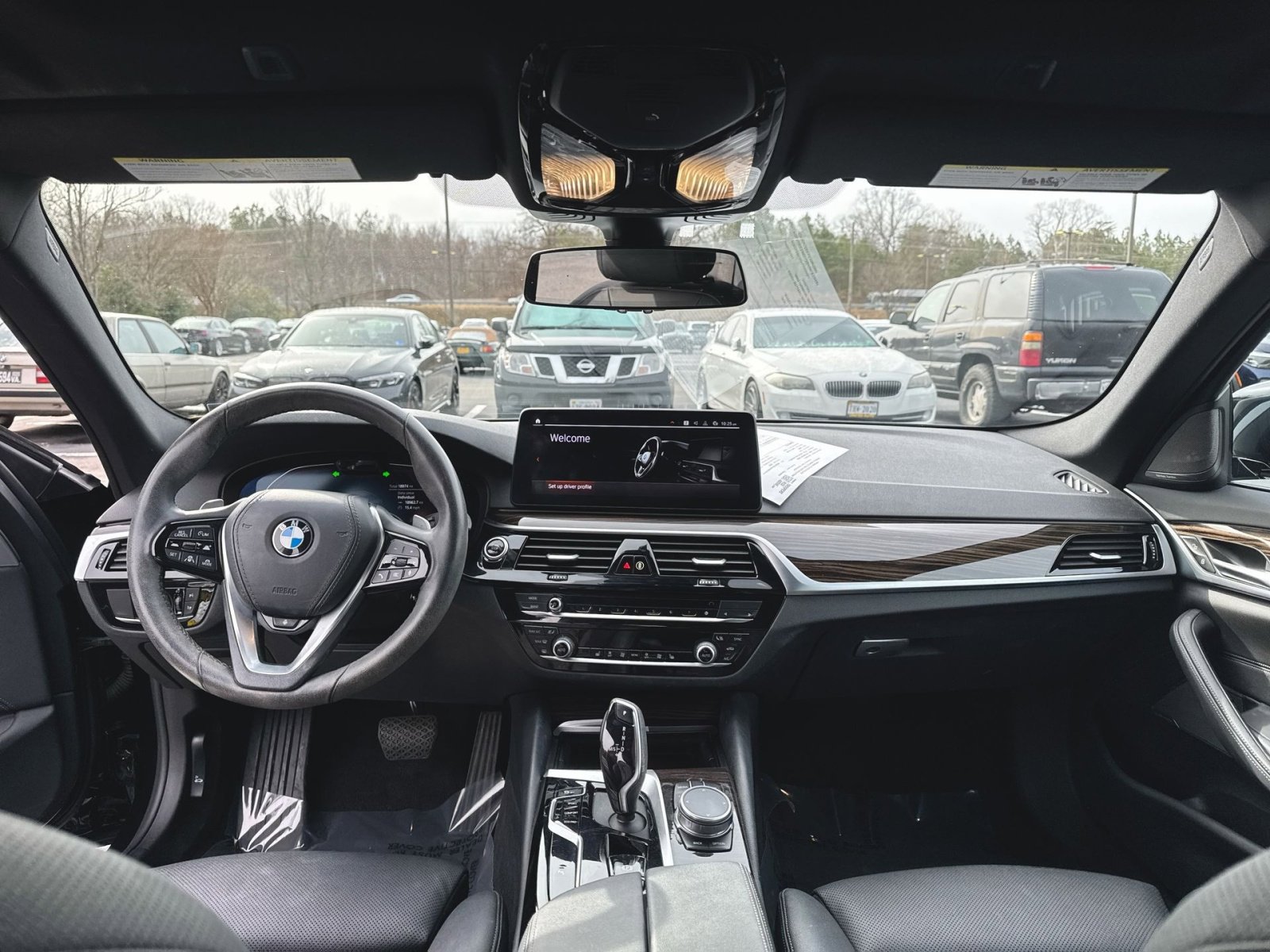 Used 2022 BMW 540i xDrive w/ Premium Package image 12