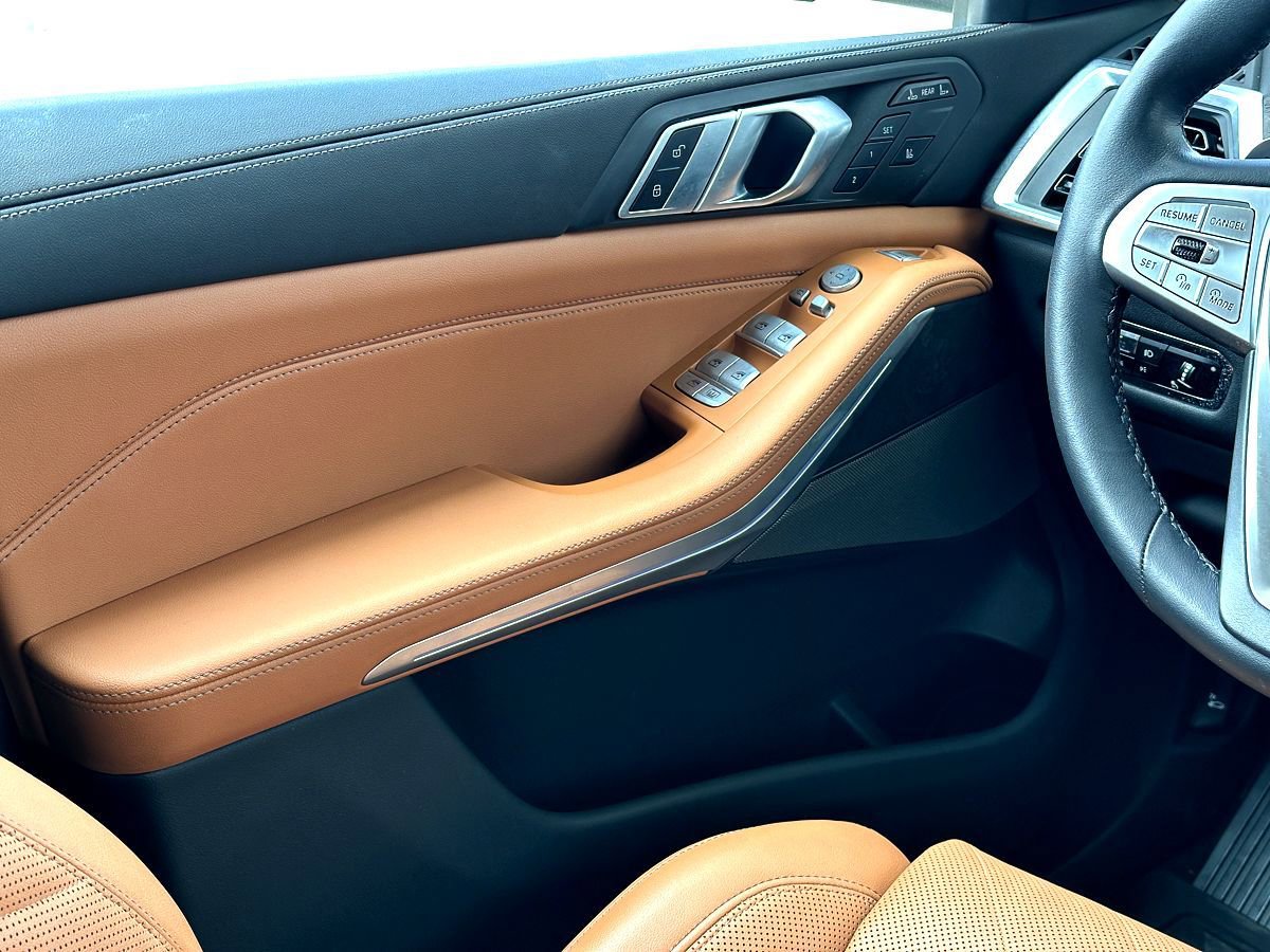 Certified 2023 BMW X7 xDrive40i w/ Premium Package image 26