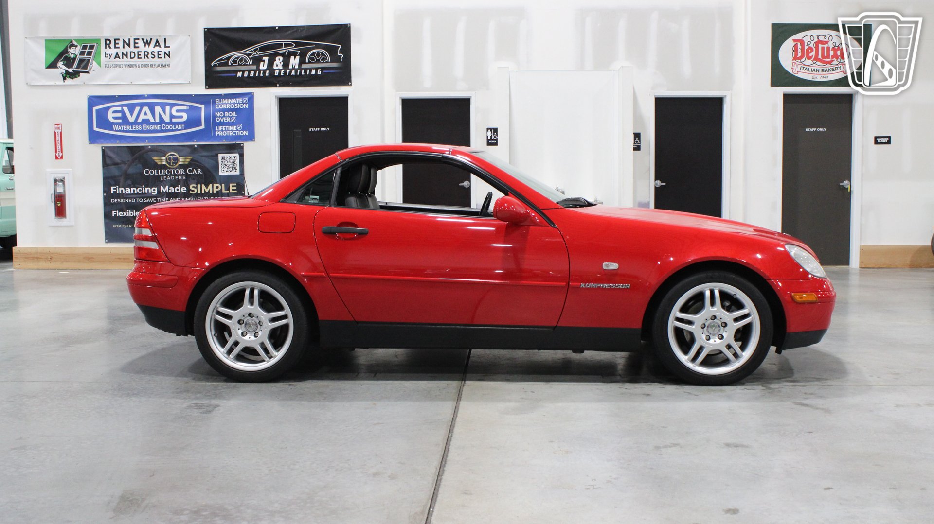 Used 1999 Mercedes-Benz SLK 230 image 32