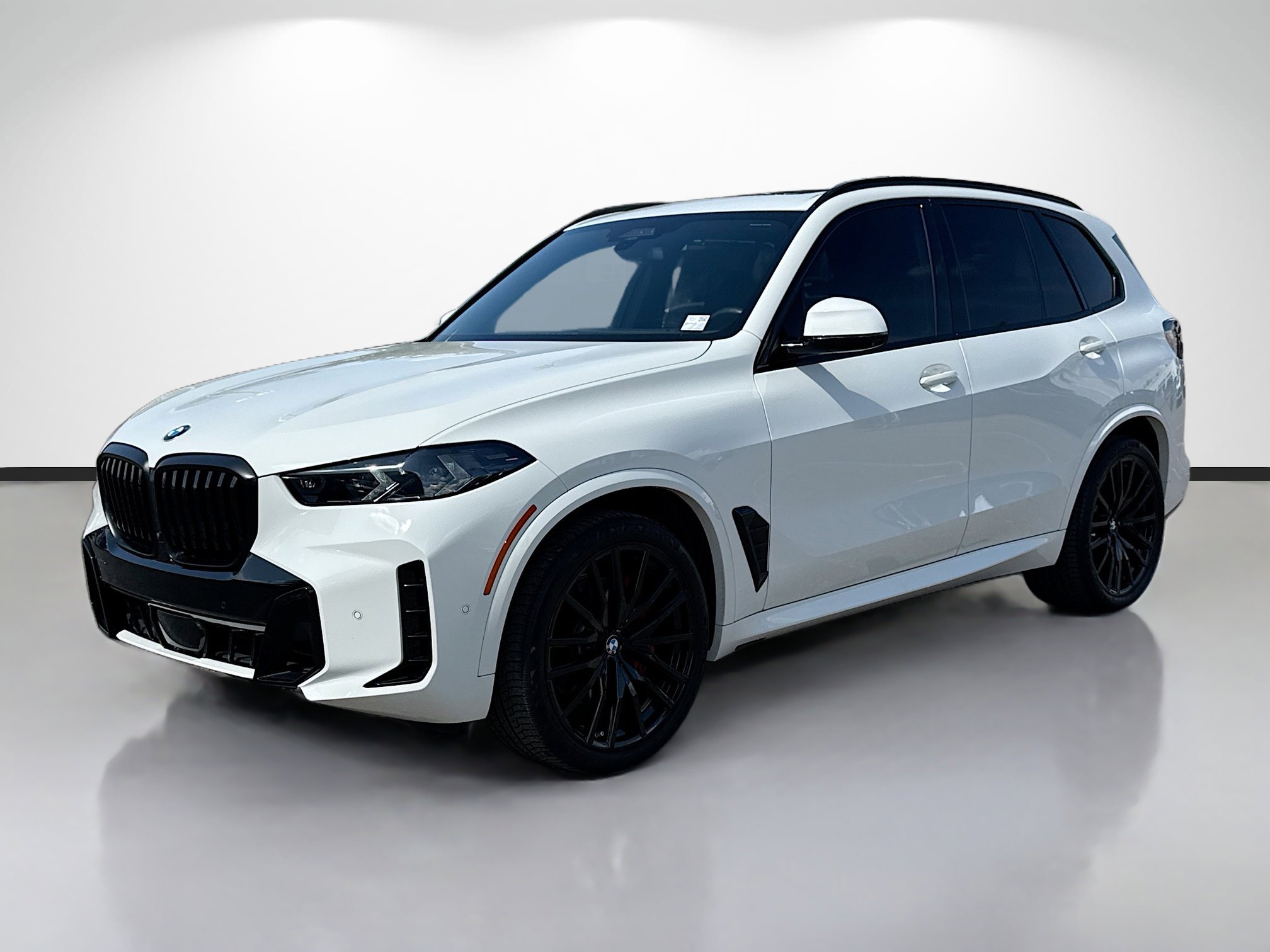 Used 2024 BMW X5 xDrive40i w/ Executive Package image 7