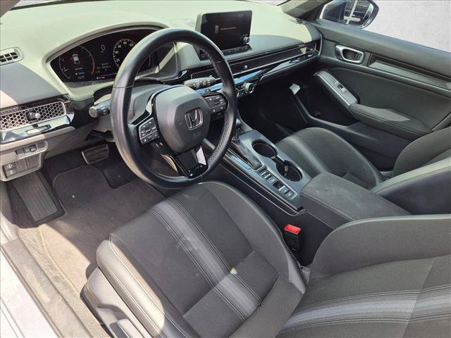 Used 2023 Honda Civic Sport image 9