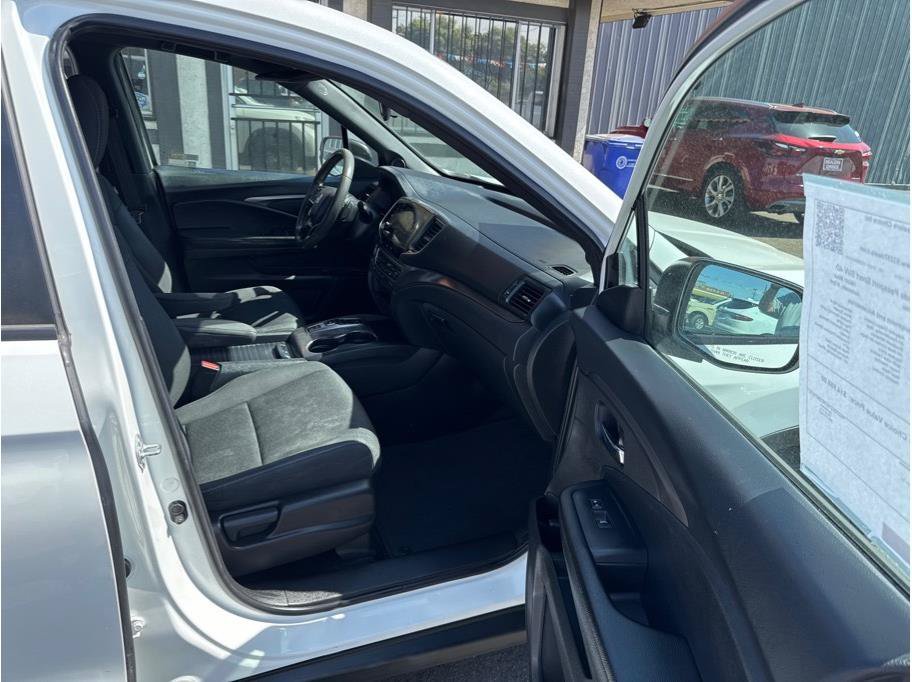 Used 2021 Honda Passport Sport image 8