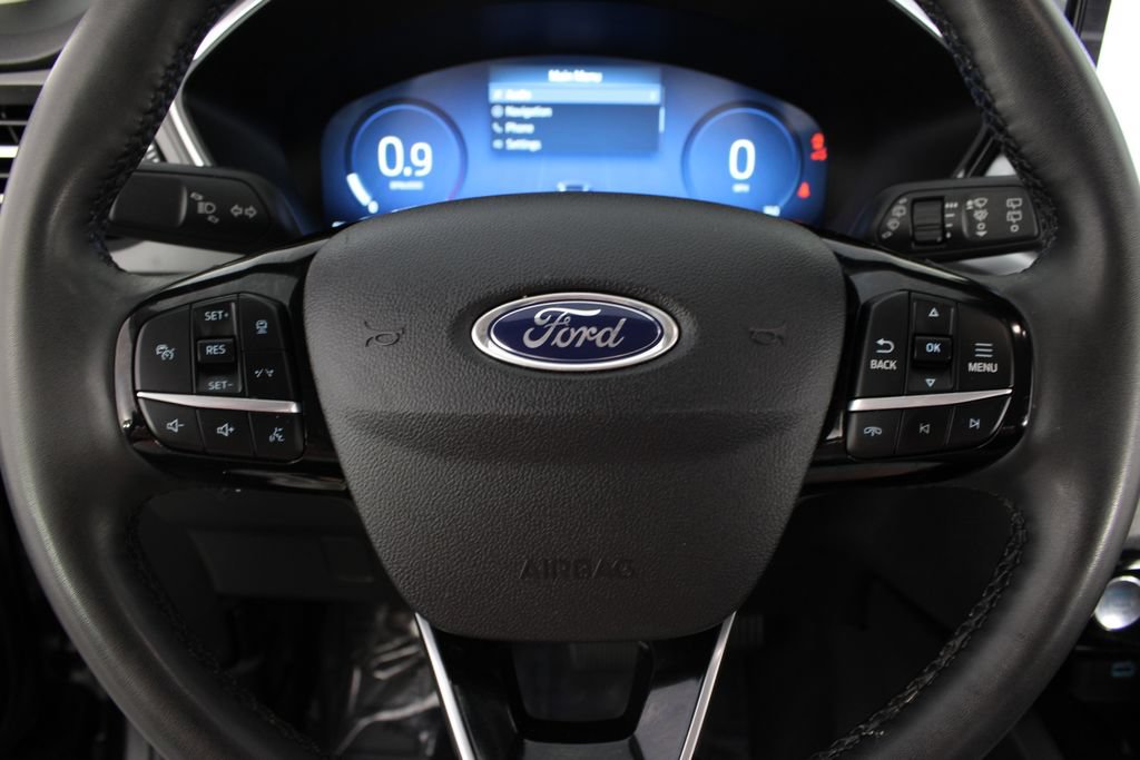 Used 2023 Ford Escape Platinum w/ Premium Technology Package AWD/4WD image 12